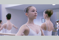 Petites danseuses 小さなバレリーナたち（訳題）（日本語字幕付）