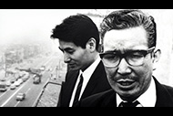 一万三千人の容疑者