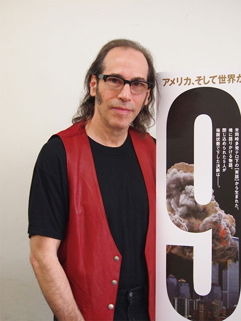 マルティン・ギギ監督